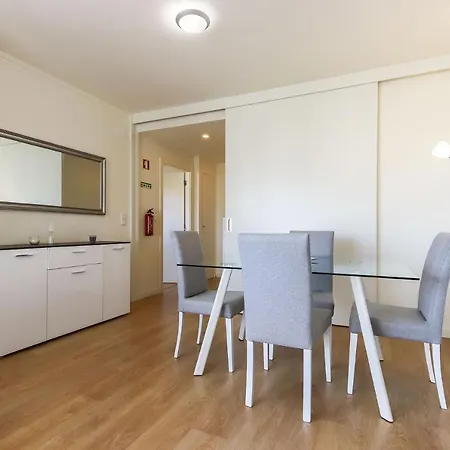 Modern Sky By Homing Appartement *